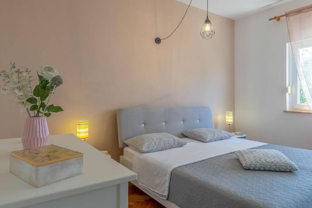 House Pelini Villa Pula Bagian luar foto